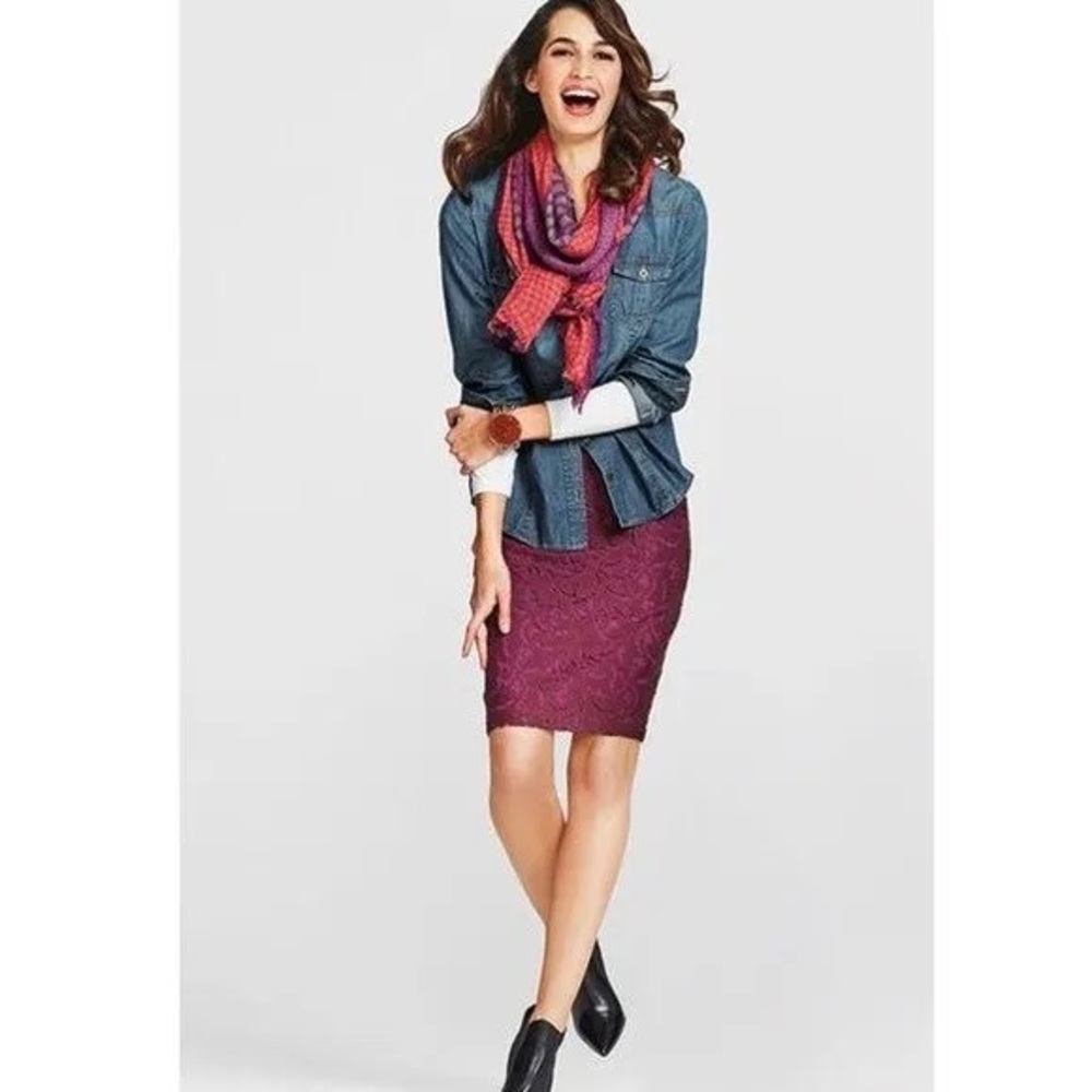 CAbi Mid-Length Pencil Skirt
